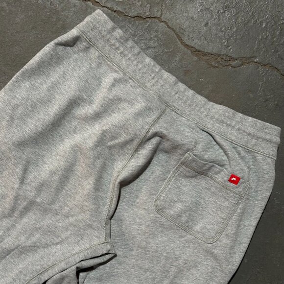 Nike trousers - Picture 5 of 6